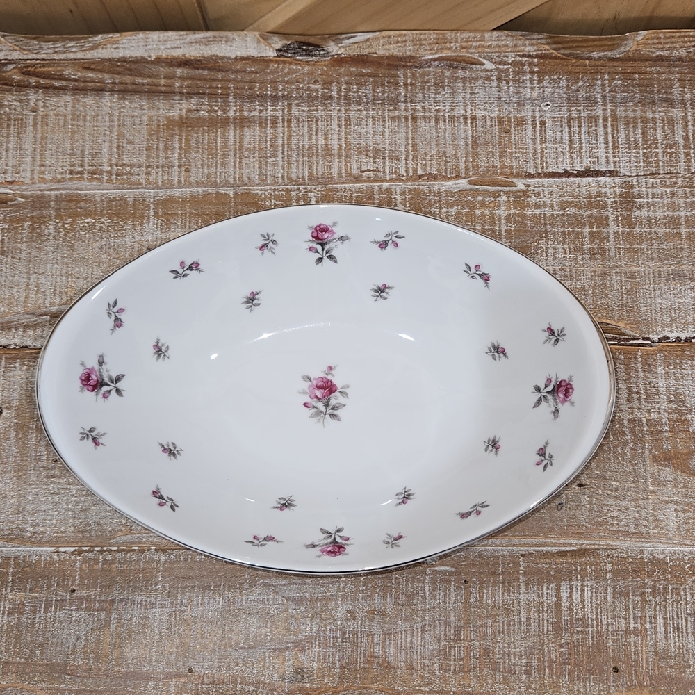Vintage | Meito Rose Chintz Floral 11" Oval Serving Vegetable Bowl